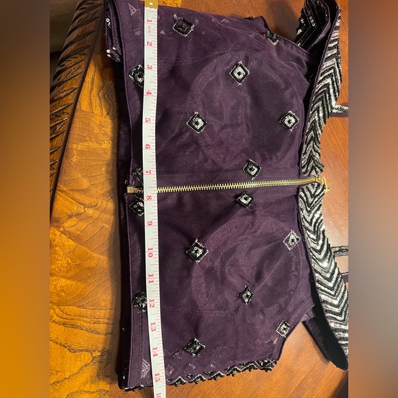 Beaded blouse with soft flowy Lehenga skirt - Picture 8 of 8